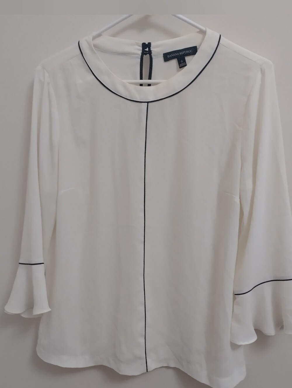 Banana Republic White Blouse with Black Contrast Piping & Bell Sleeves, Sz S